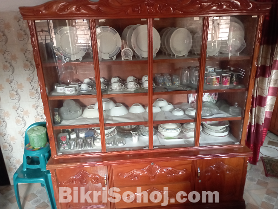 ওয়াল শোকেস
